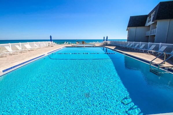 Pool - Surfside 107 (New Smyrna Beach)