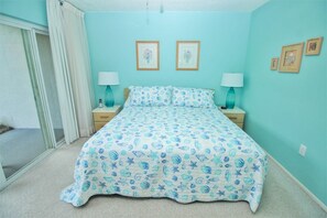 公寓客房, 1 張特大雙人床和 1 張沙發床 (Surfside 107) | 2 間臥室