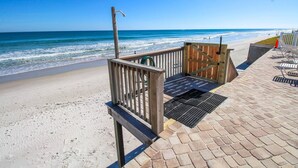 Beach - Surfside 107 (New Smyrna Beach)