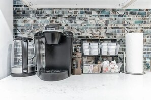 Interior - DC Guest Suite Walkable, Parking, Pets Welcome (Washington)