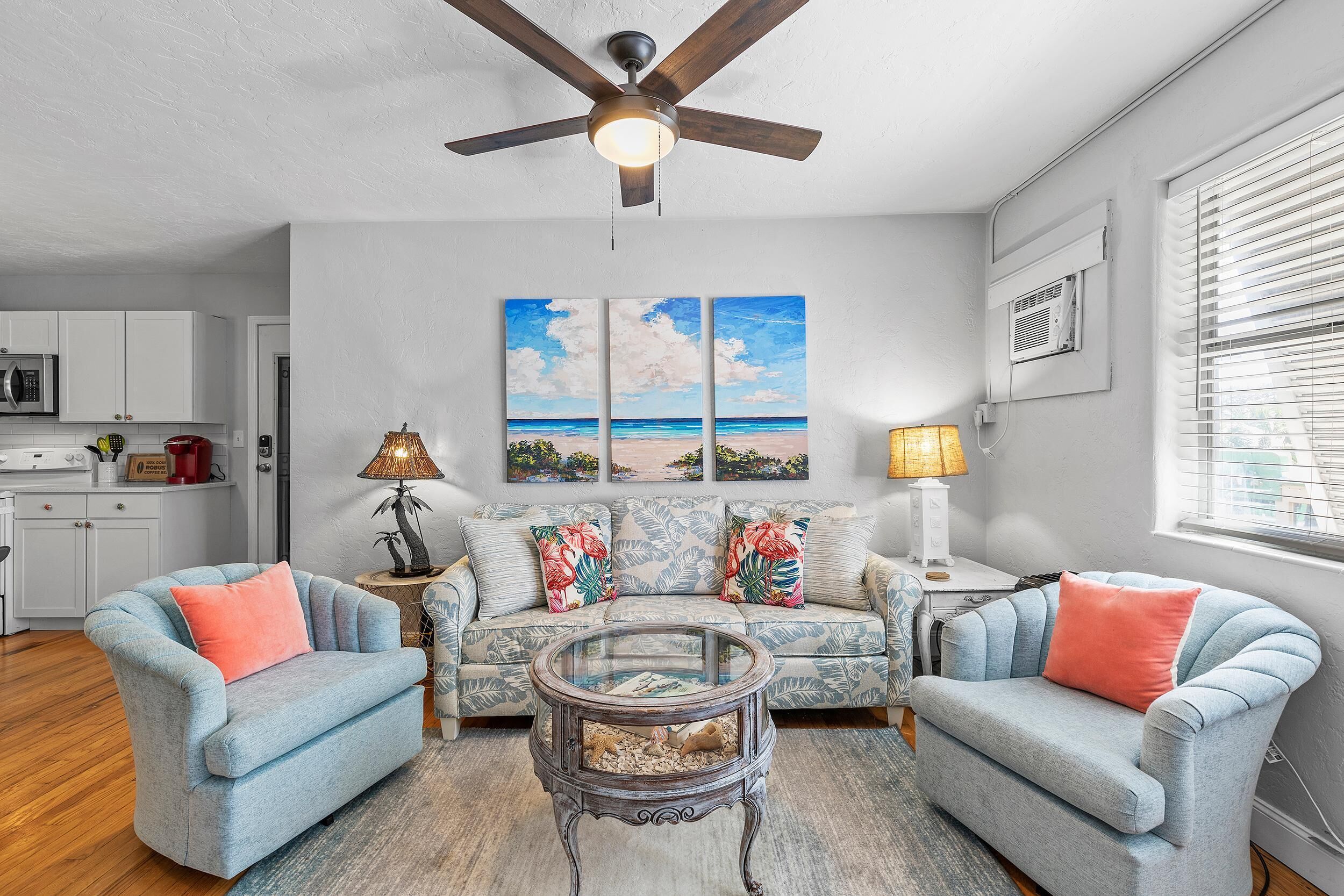 Condo, 1 Queen Bed (Flagler Suites 3) | Living area