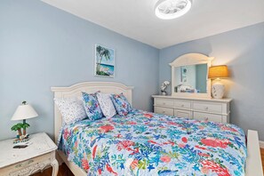 Condo, 1 Queen Bed (Flagler Suites 4)