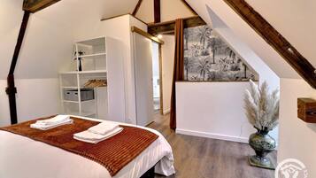 2 chambres, fer et planche Ă repasser, Wi-Fi gratuit, draps fournis