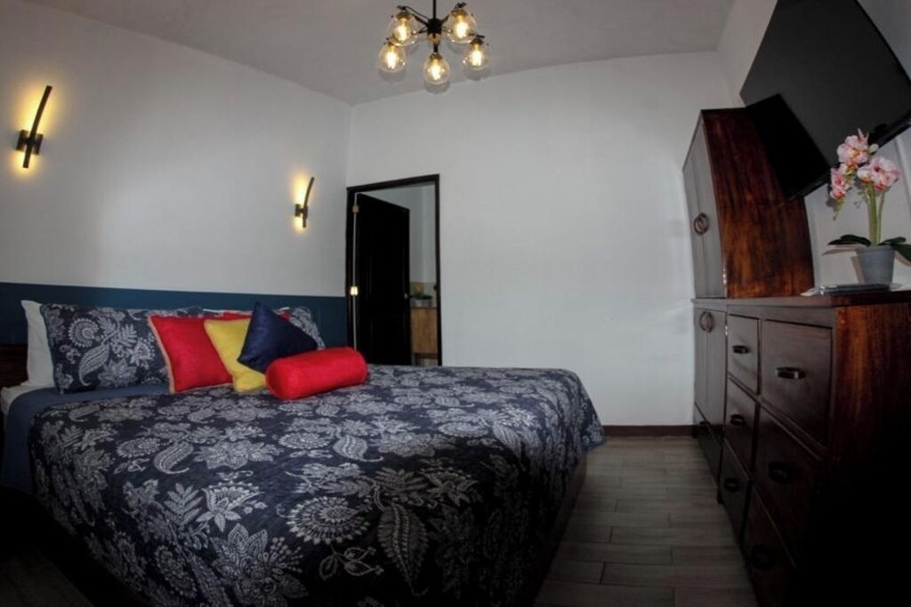 3 soveværelser, skrivebord, strygejern/strygebræt, gratis Wi-Fi