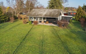 Exterior - 3 bedroom gorgeous home in Stege (Stege)