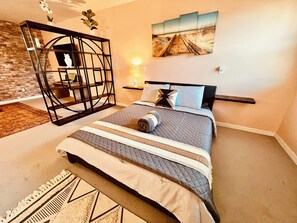 1 bedroom, WiFi, bed sheets