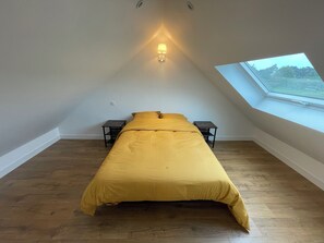 1 bedroom, WiFi, bed sheets