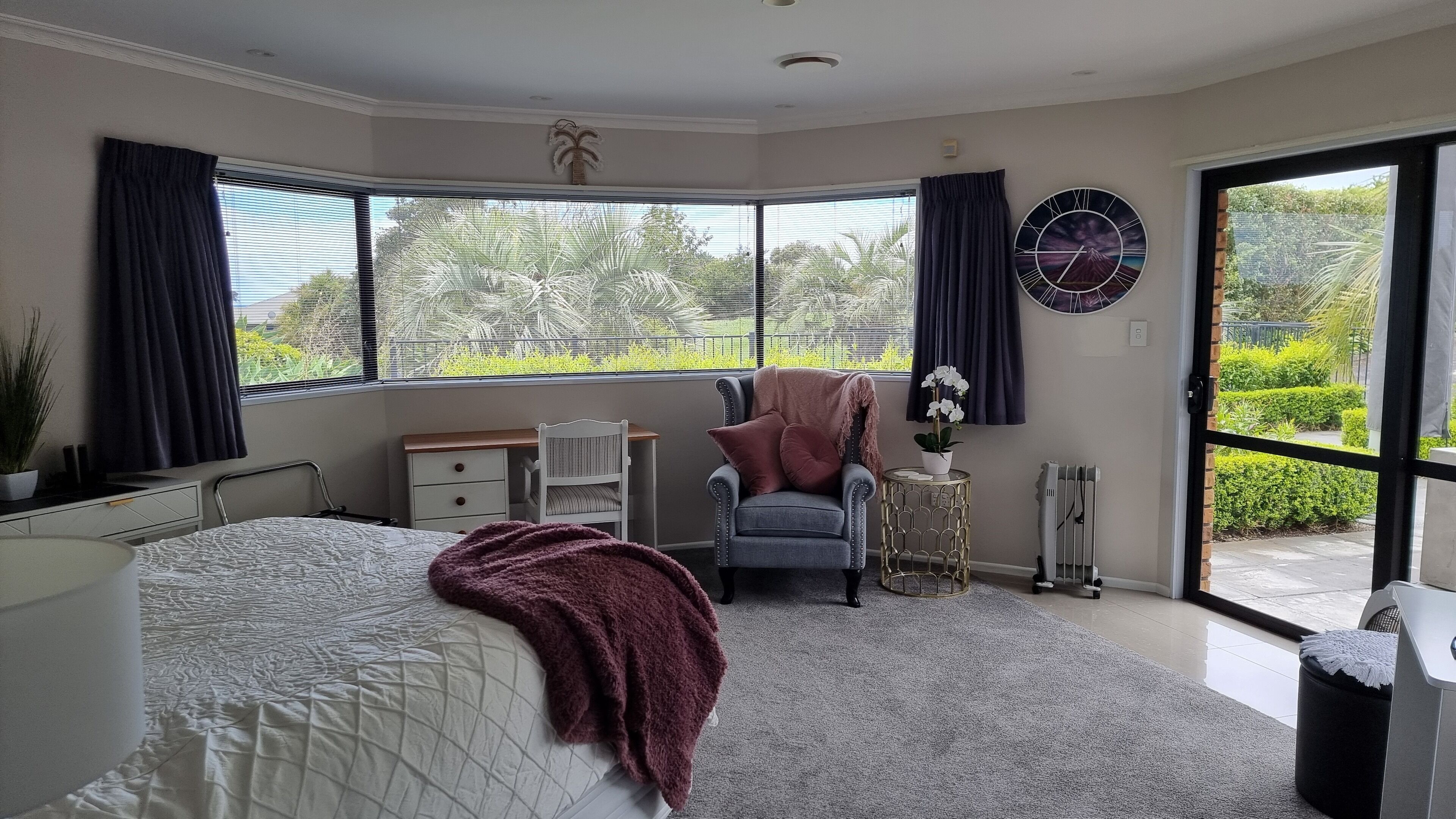 1 chambre, fer et planche à repasser, Wi-Fi, draps fournis