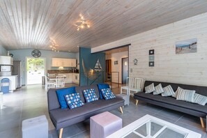 Living area - Magnificent villa for 14 people overlooking Lake Biscarrosse (BISCARROSSE)