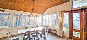 تناول الطعام