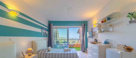 Bügeleisen/Bügelbrett, kostenloses WLAN, Bettwäsche