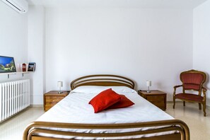 2 bedrooms, iron/ironing board, WiFi, bed sheets - WePuglia - Albero di Giada - Lapilli e Coralli (Polignano A Mare)