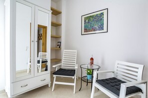 Interior - WePuglia - Albero di Giada - Mare Azzurro (Polignano A Mare)