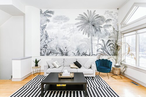 Chic Central 4BDRM Home-King Bed-AirHockey-Mins DT