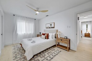 3 chambres, fer et planche à repasser, Wi-Fi, literie fournie