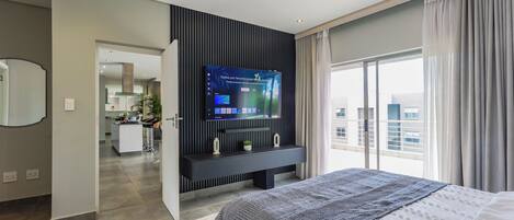 3 chambres, fer et planche à repasser, Wi-Fi, draps fournis