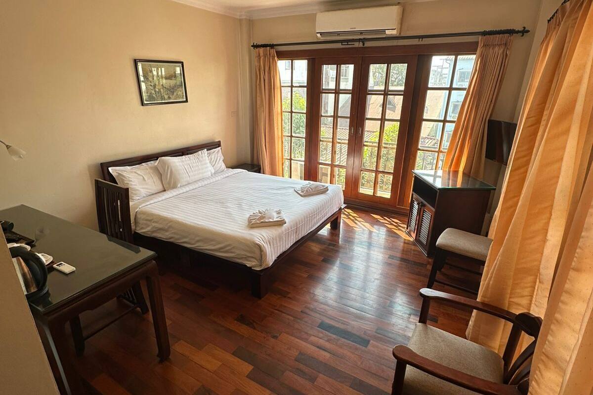 Superior Double Room | Desk, free WiFi