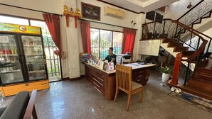 Reception - LanXang Korea Hotel (Vientiane)