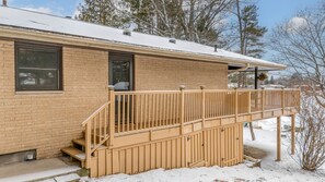 Exterior - 4-Bedroom Home on Moon Lake (Iron Mountain)