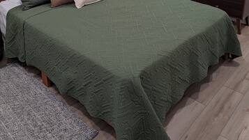 2 habitaciones, tabla de planchar con plancha y wifi gratis