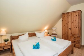 3 bedrooms, in-room safe, WiFi