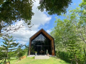 Deluxe Villa | Free WiFi, bed sheets - Take Time Nature Resort (Si Racha)