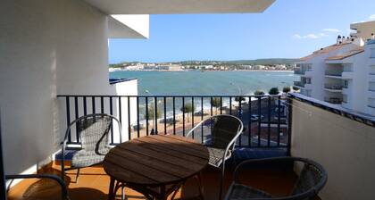 Apartment in Lescala With sea View Near Beach