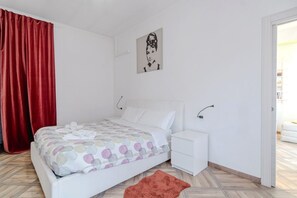 1 bedroom, iron/ironing board, Internet, bed sheets