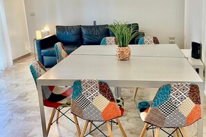 Dining - Bnbook Trilocale Pace (Rho)