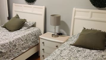 2 habitaciones, wifi gratis y ropa de cama