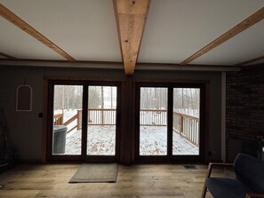 Interior - 3-bedroom cottage in charming McMillan with WiFi in the East Lake Community  (McMillan)