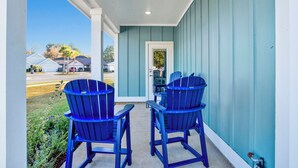 Unclassified image, 2 of 34, button - Touchdown Hideaway! Beach/OWA/Sports/Shopping (Foley)
