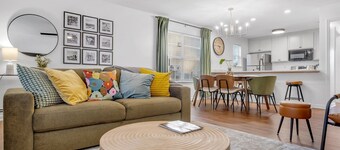 Stylish Mid-century Modern 3-bedroom 2.5 bath townhome in awesome Tallahassee