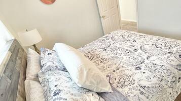 2 bedrooms, iron/ironing board, travel crib, free WiFi