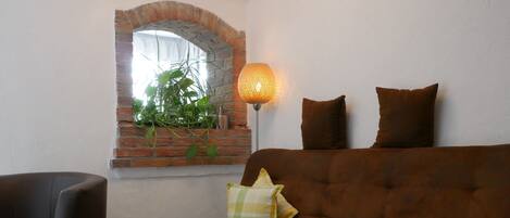 Télévision, chaîne hi-fi