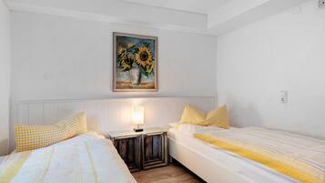 2 chambres, fer et planche Ă repasser, Wi-Fi gratuit, draps fournis