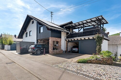 Ferienwohnung Knodel Nr 3 im Kraichgau – Terrasse, Garten & Wi-Fi