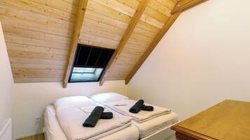 2 bedrooms, free WiFi, bed sheets