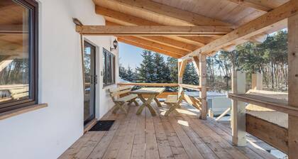 Ferienwohnung 'Fewo Am Flämingrand' mit Gemeinschaftsgarten, Balkon und Wi-Fi