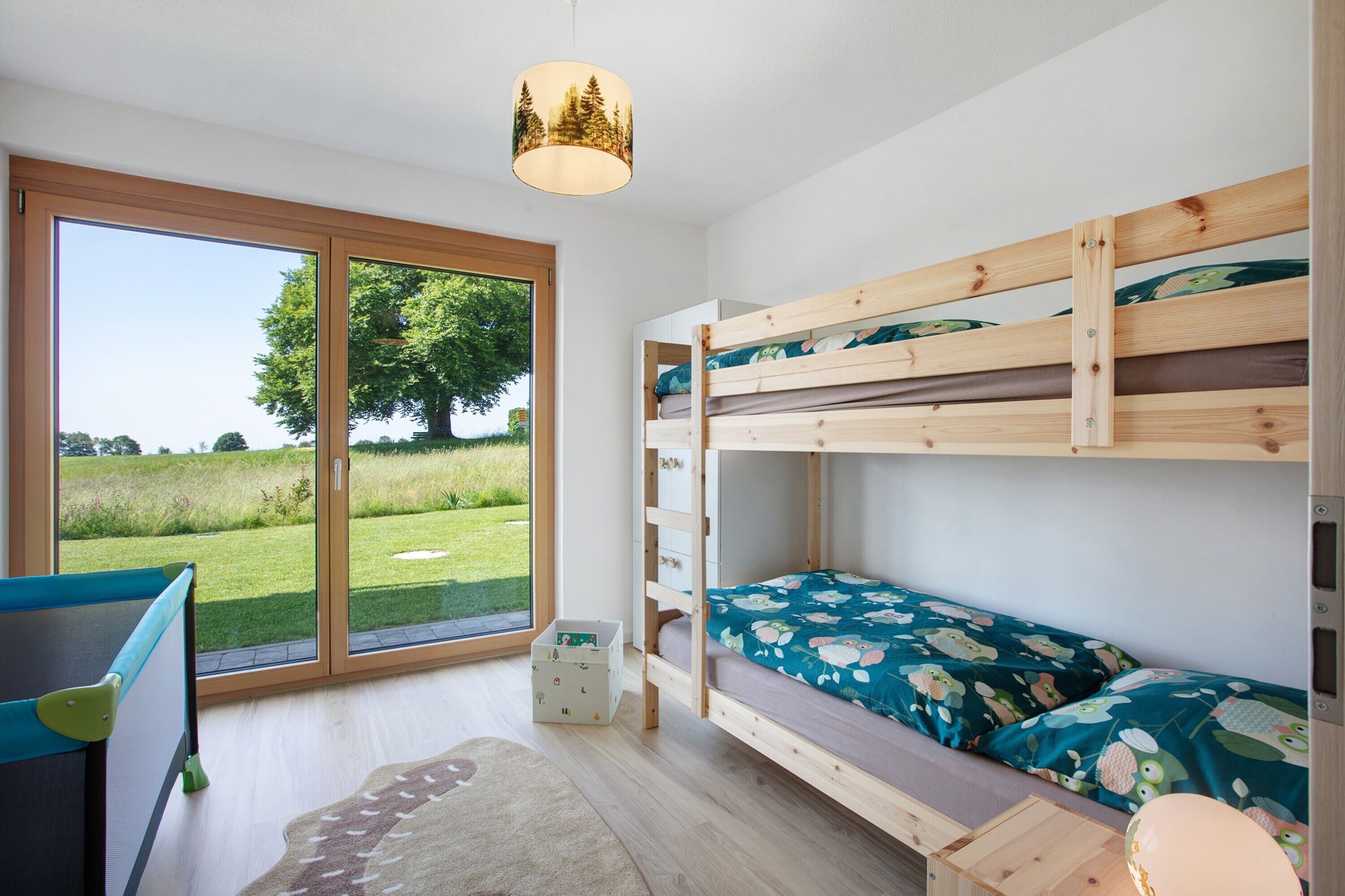 2 quartos, Wi-Fi de cortesia, roupa de cama