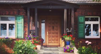 Apartment 'Schwalbennest' with Shared Terrace, Shared Garden and Wi-Fi