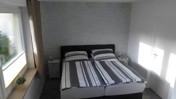 2 Schlafzimmer, kostenloses WLAN, Bettwäsche