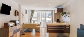 Studio 'Gabl' met uitzicht op de bergen, gedeeld terras en WiFi