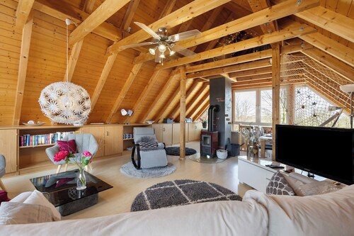 Holiday Home 'Harmonie' with Private Terrace, Wi-Fi and Air Conditioning