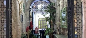 Thiagos Hotel