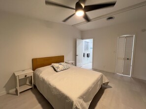 3 bedrooms, WiFi, bed sheets