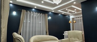 Luxury home,  located in a quiet and calm area, Home away from home.