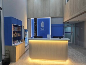 Reception - One Budget Hotel Lampang Phahonyothin (Lampang)