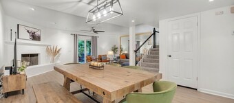 This is a cozy and spacious 1762 sf 2BR and 2.5 BA townhome in a nice and quiet 