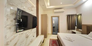 Deluxe-Dreibettzimmer, Stadtblick